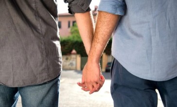 Еркектер қол ұстасып қыдыруына болады: вице-министр ЛГБТ насихатына не жатпайтынын айтты