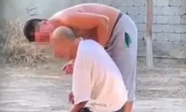 Өз әкесін көшеде ұрып-соққан азамат қанша жылға сотталмақ?