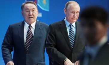“Неден дәмелісіз? Қызыңызды таққа отырғыңыз келе ме?”: Путинмен кездескен Назарбаевты ел сынап тастады
