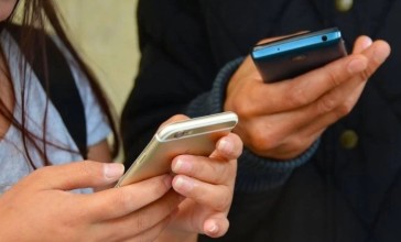 "Үш ай қатарынан 100 адамнан аударым": қазақстандықтарға мобильді аударымдар бойынша ескерту жасалды