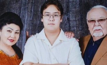 "70-тегі адамға 30 жастағы қызымды бермеймін": Асанәлі Әшімов екінші жұбайы туралы ел естімген оқиғаны айтты