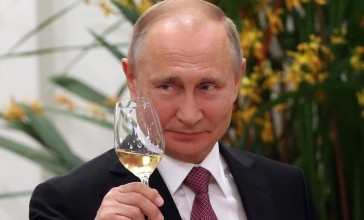 Путин Тоқаев пен Назарбаевты жаңа жылмен құттықтады