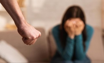 Экс-депутаттың жары зорлық көргенін айтып, шұғыл видео үндеу жасады (ВИДЕО)