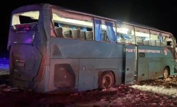 Маңғыстау облысында автобус жол апатына ұшырап, 4 адам қаза тапты