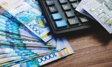 Ресми жұмыс істейтін әр қазақстандықтың жалақысына 7500 теңге қосылады