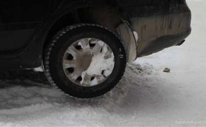 Ер адам өз көлігінің астында қалып, көз жұмды