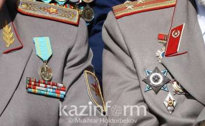 胜利日：努尔-苏丹市将为二战功勋老兵提供50万奖金