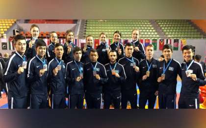 哥打基纳巴鲁亚锦赛：哈萨克斯坦空手道代表团共获15枚奖牌