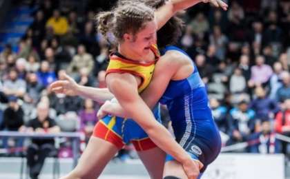 摔跤亚锦赛：哈萨克斯坦代表团荣获2枚奖牌