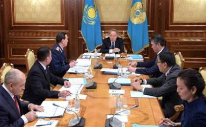 Назарбаев полицейлер санын қысқартуды тапсырды