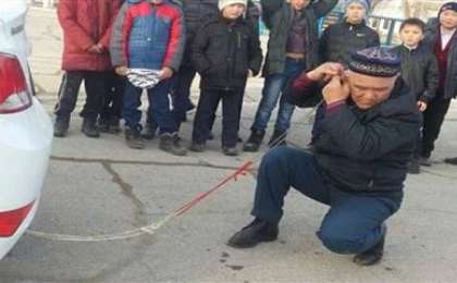 Алпысты алқымдаса да құлағымен кір тасын көтеріп, көлік сүйрейді