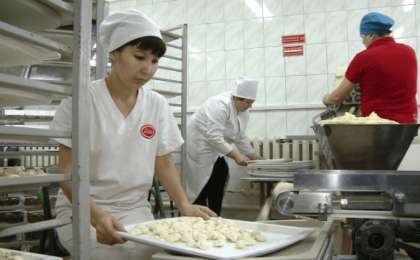 Павлодарда тағы бір жеңіл өнеркәсіп субъектісі жұмыскерлерінің жалағысын көтерді