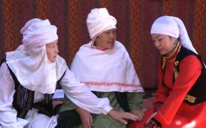 Әмеңгерлікке дін не дейді? Жеңгесін әмеңгерлікке алуы харам ба?