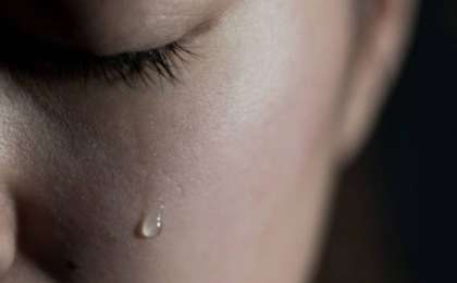 Адамдар неге жылайды?