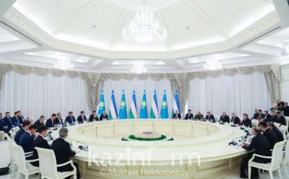 哈萨克斯坦与乌兹别克斯坦签署一系列合作文件