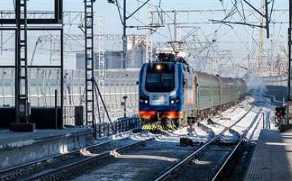 Сүйіктісімен әзілдеспек болған әйел пойыз астына түсті