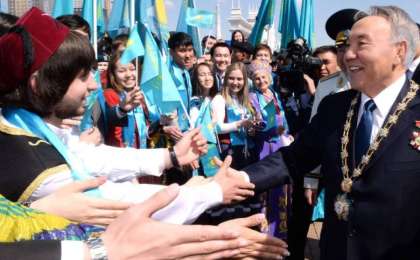 БАС ҚОЛБАСШЫ | "Айқын" газеті