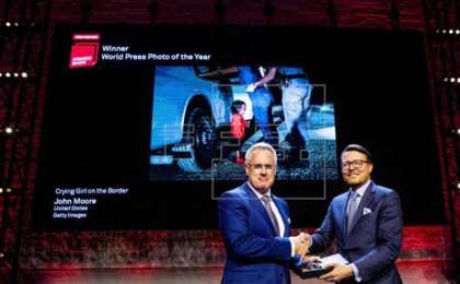 “美墨边境哭泣的小女孩”获2019荷赛奖年度图片奖