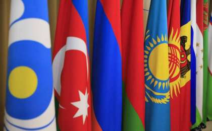 马明出席独联体国家政府首脑理事会会议