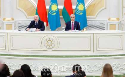 卢卡申科邀请托卡耶夫访问白俄罗斯