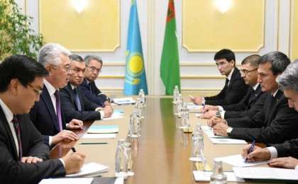 阿塔姆库洛夫会见土库曼斯坦外长