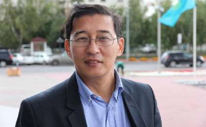 总统任命公共管理学院院长