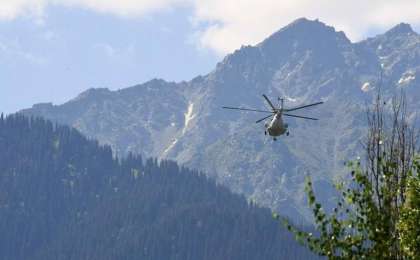 对三位失踪登山者的搜救行动于今晨恢复