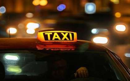 ШҚО-да жүргізуші жолаушы ұмыт қалдырған 1,5 миллион теңгені қайтарды