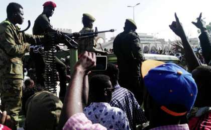 苏丹发生军事政变 巴希尔宣布辞去总统职务