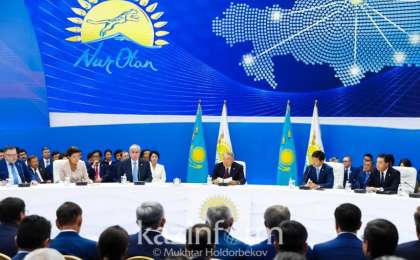 纳扎尔巴耶夫：所有选举将在宪法范围内举行