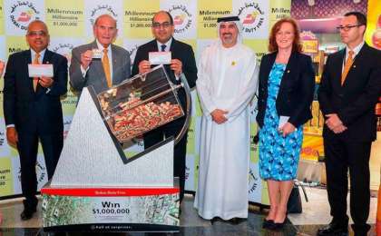 哈萨克斯坦彩民中迪拜免税店彩票百万美元大奖