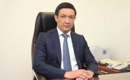 托卡耶夫任命总统办公厅副主任