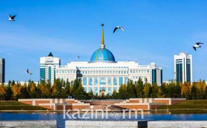 总统接见阿塔梅肯企业家协会主席库勒巴耶夫