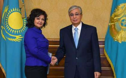 哈萨克斯坦总统接见国家社会信任会议成员