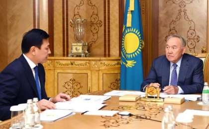 首任总统接见首都市长