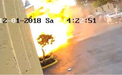 Ұшақ ауруханаға соғылды, қаза тапқандар бар