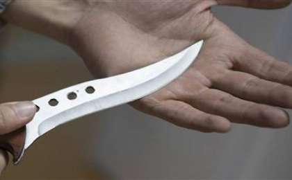 Оралда 80 жастағы қария өзіне пышақ салып қайтыс болды