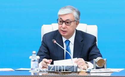 总统责成政府采取措施应对面包和煤炭价格上涨