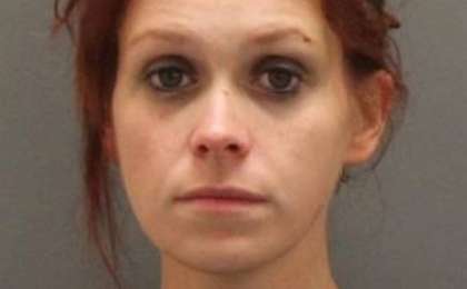 Әйел адам масаң күйде ойыншық көлік айдағаны үшін сотталған