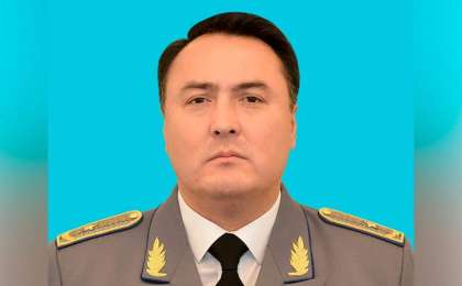 纳扎尔巴耶夫任命首任总统警卫局局长