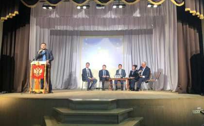 俄罗斯哈萨克人讨论哈萨克语教学问题