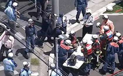 日本69岁老妇开车撞向一群儿童 致2人伤