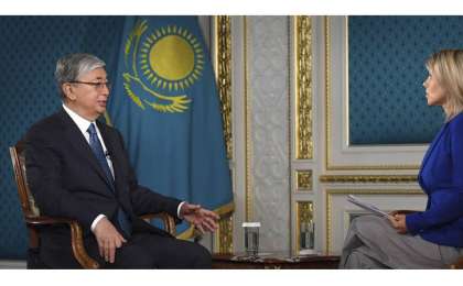 托卡耶夫总统接受欧洲新闻台和华尔街日报专访