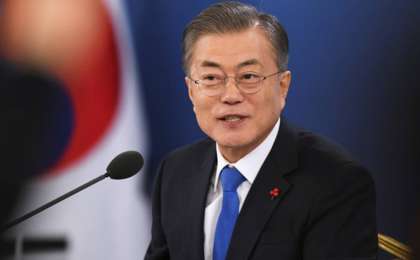 韩国总统文在寅邀请托卡耶夫总统访问首尔