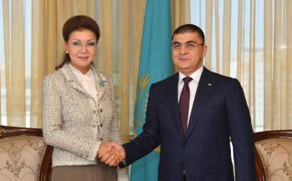 参议院议长纳扎尔巴耶娃会见土库曼斯坦驻哈大使