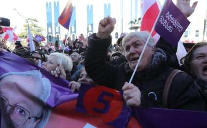 Грузияда шерушілер қайта сайлау өткізуді талап етті