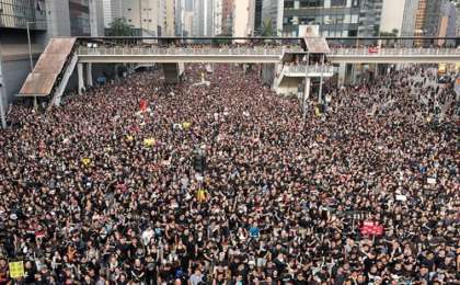 外交部提醒在香港的哈萨克斯坦公民注意安全