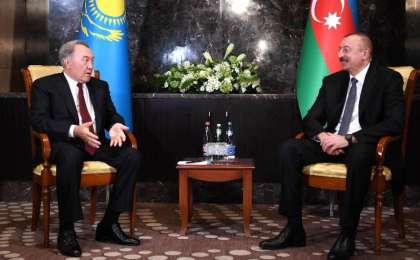 纳扎尔巴耶夫会见阿塞拜疆总统