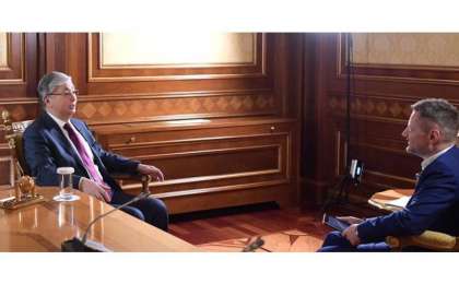 网民可在YouTube上观看有关总统的纪录片《总统2.0》