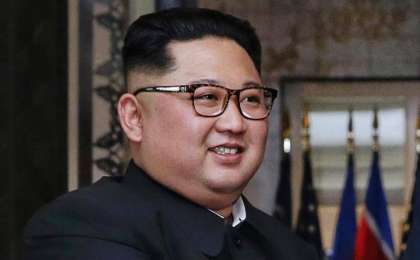 朝媒称昨射新武器 金正恩现场指导试射